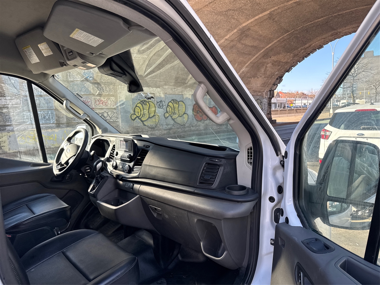 Ford Transit Cargo Van T-250 130" Med Rf 9070 GVWR RWD 2023