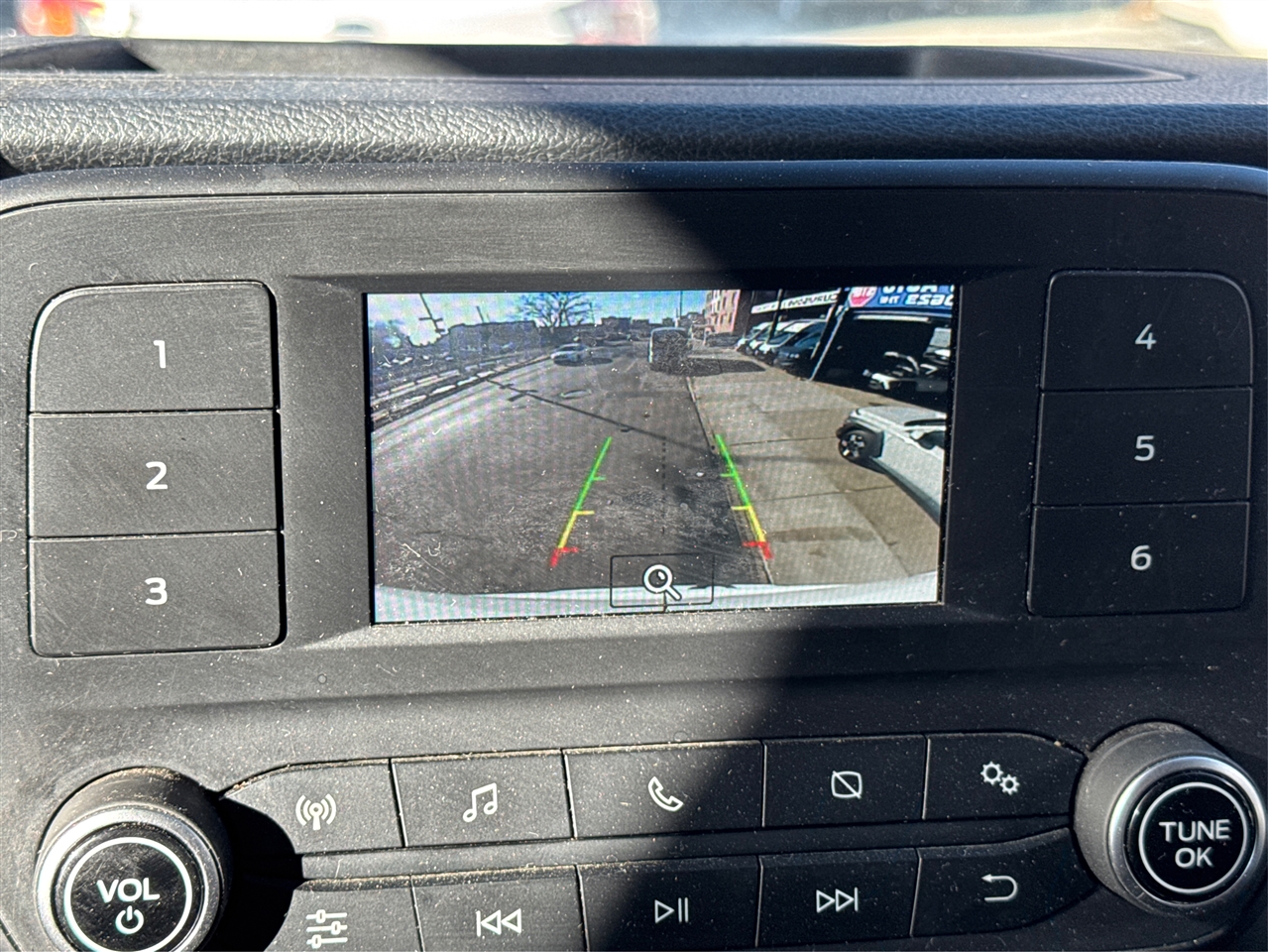 Ford Transit Cargo Van T-250 130" Med Rf 9070 GVWR RWD 2023