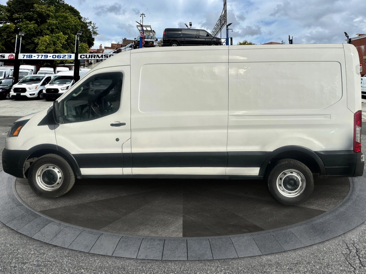 Ford Transit Cargo Van T-250 148" Med Rf 9070 GVWR RWD 2023