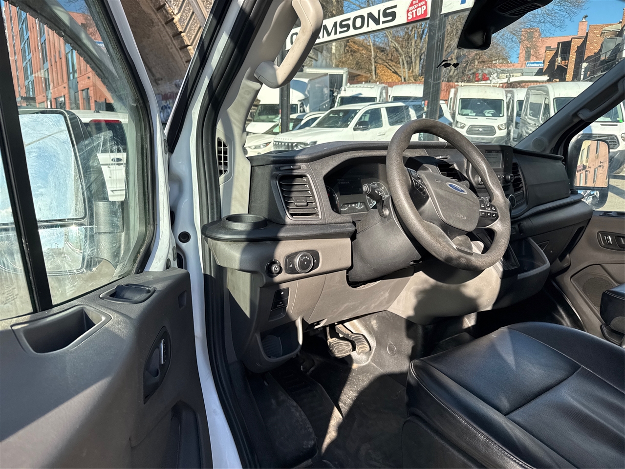 Ford Transit Cargo Van T-250 148" Med Rf 9070 GVWR RWD 2023