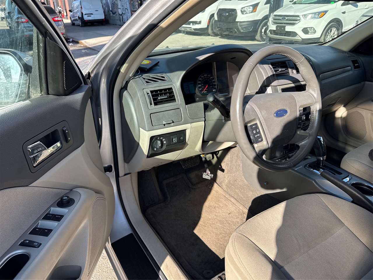 Ford Fusion 4dr Sdn Hybrid FWD 2012