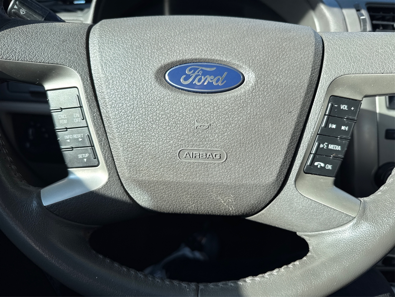Ford Fusion 4dr Sdn Hybrid FWD 2012
