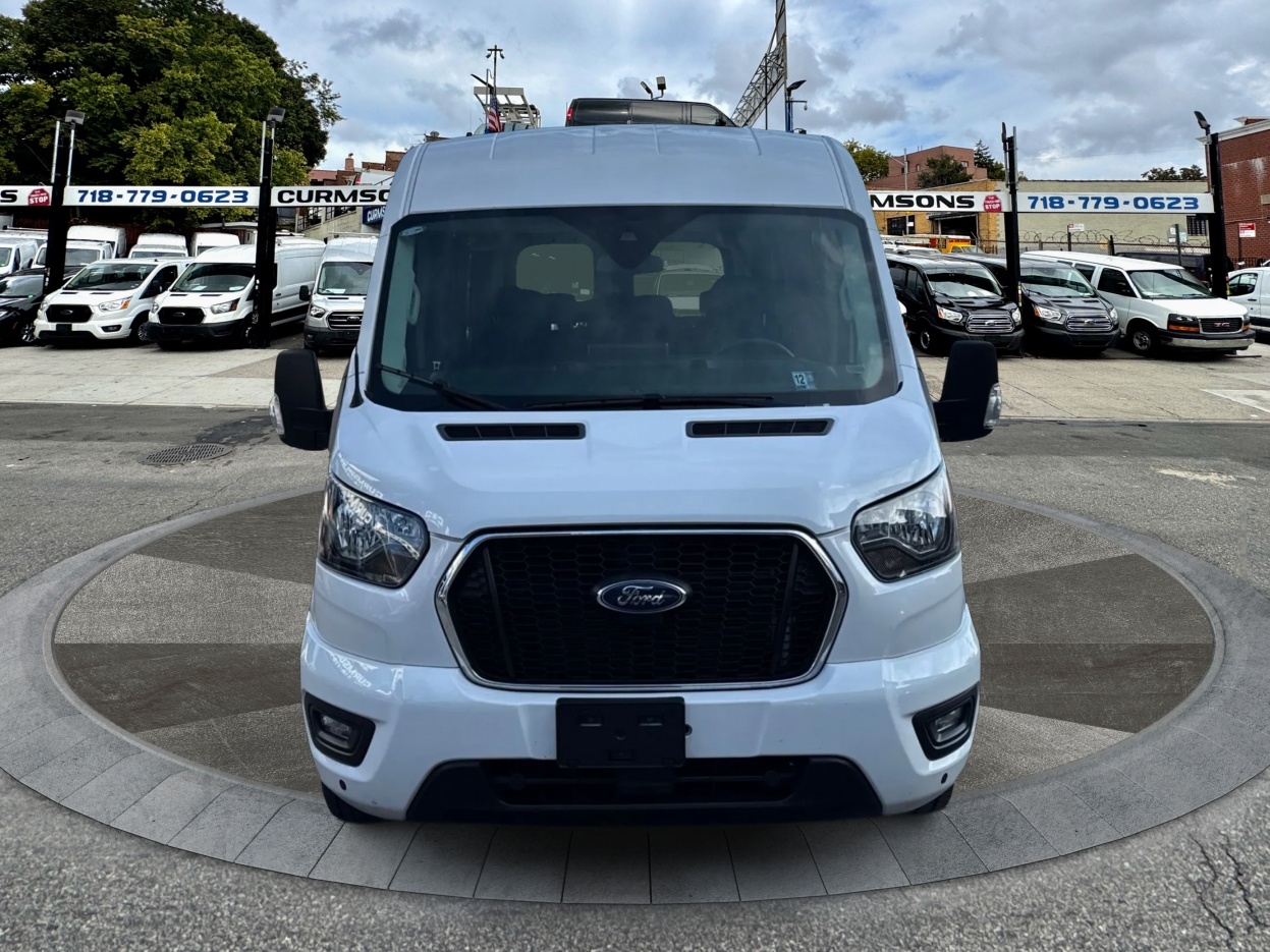Ford Transit Passenger Wagon T-350 148" Med Roof XLT RWD 2024