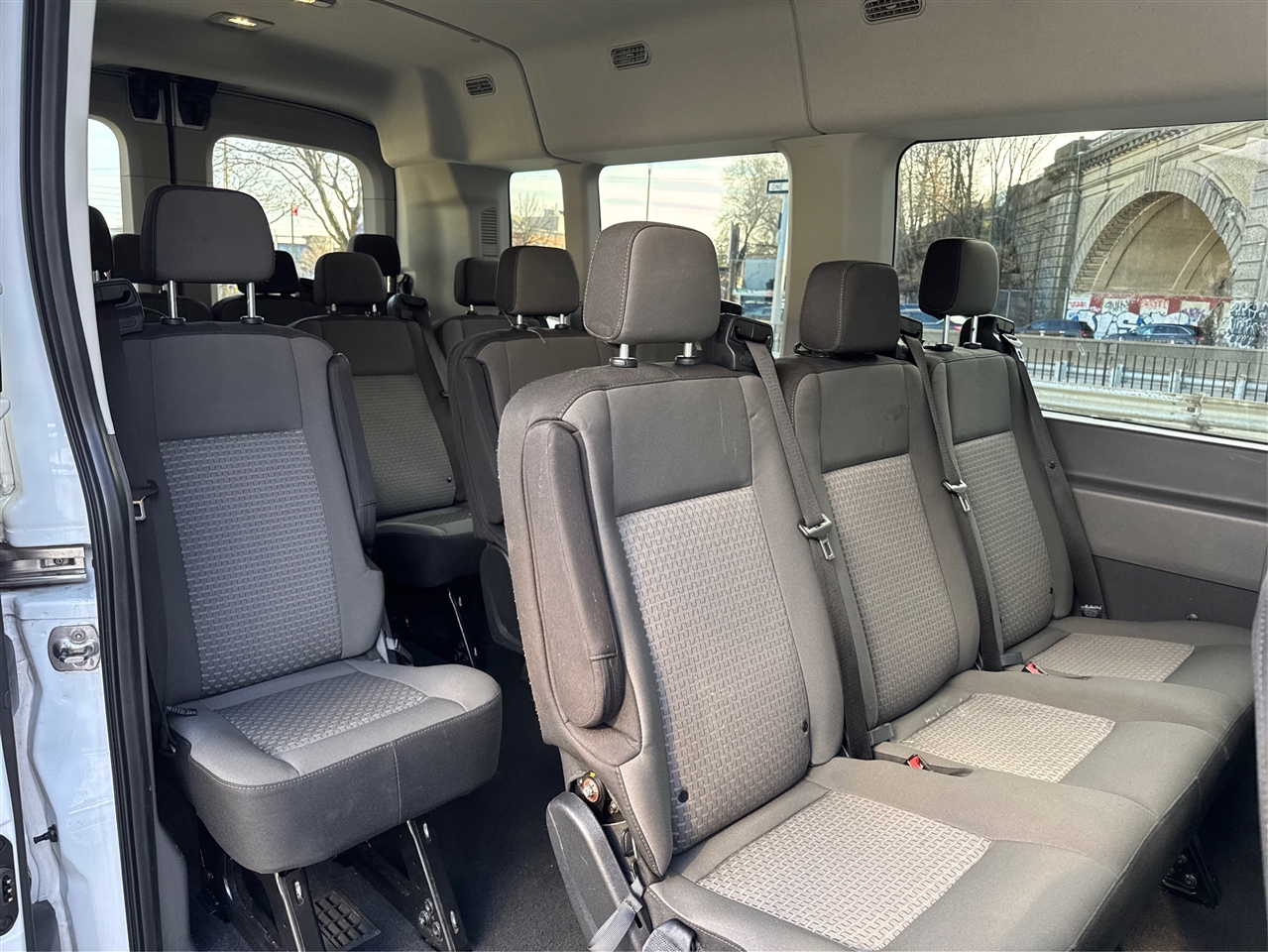 Ford Transit Passenger Wagon T-350 148" Med Roof XLT RWD 2024