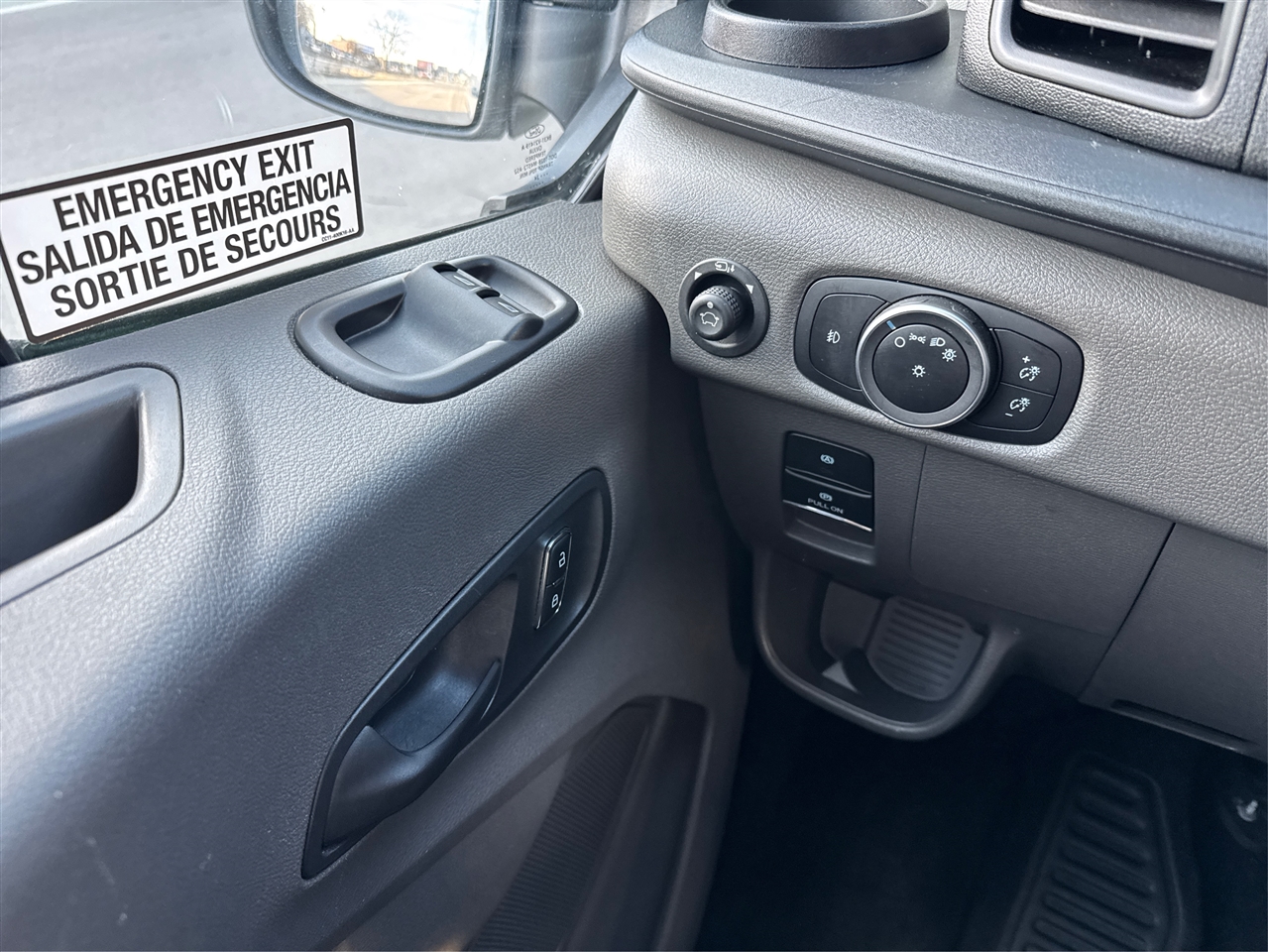 Ford Transit Passenger Wagon T-350 148" Med Roof XLT RWD 2024