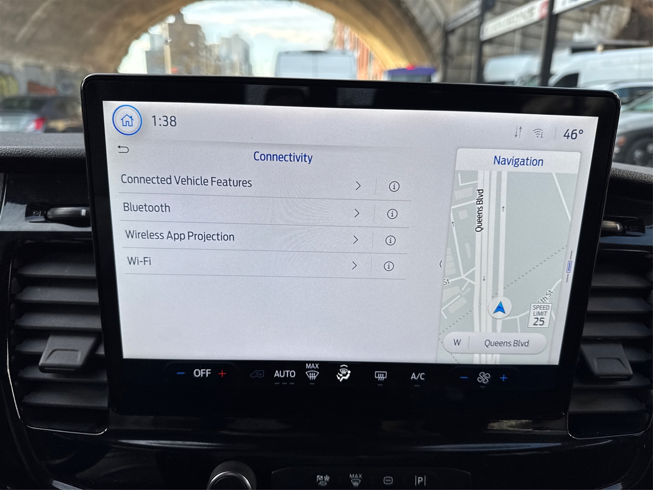 Ford Transit Passenger Wagon T-350 148" Med Roof XLT RWD 2024