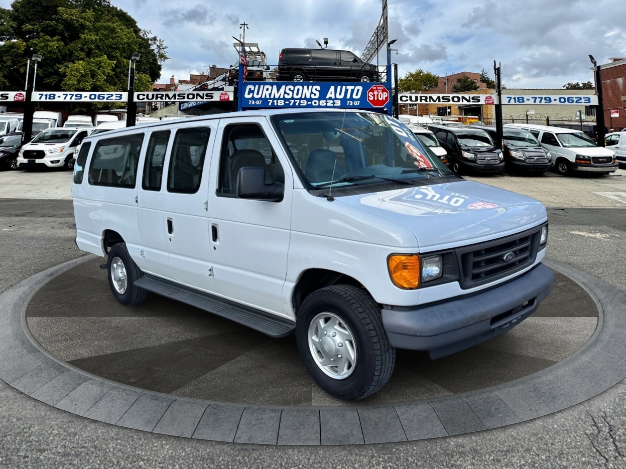 2006 Ford Econoline Wagon E-350 Super Ext XLT