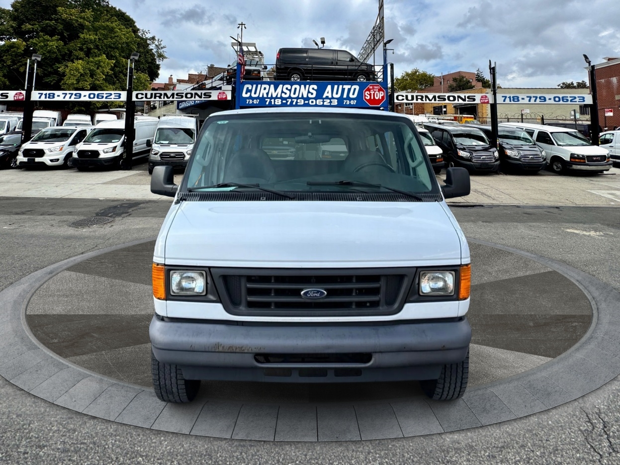 Ford Econoline Wagon E-350 Super Ext XLT 2006