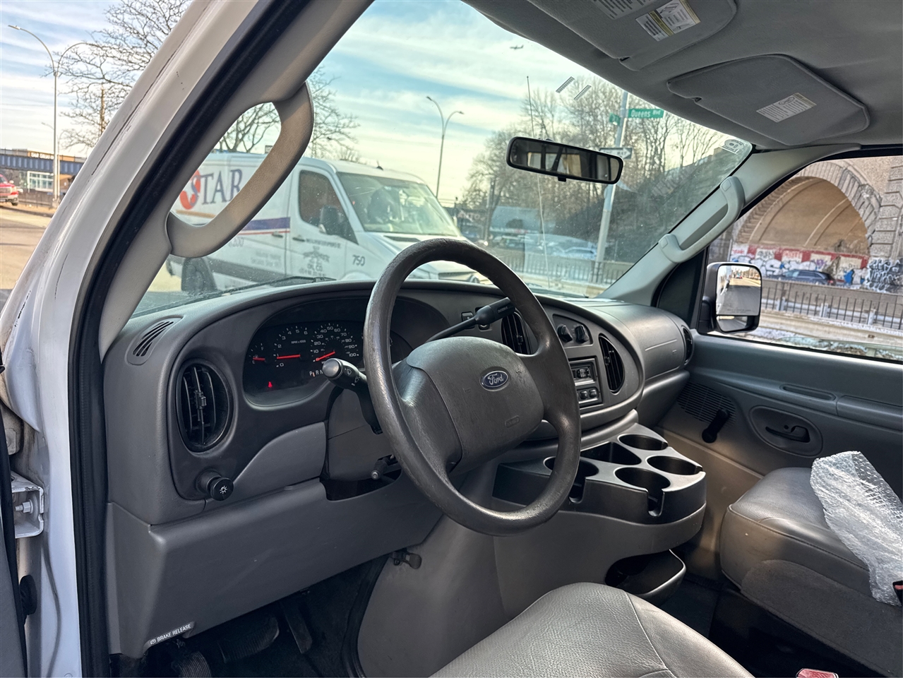 Ford Econoline Wagon E-350 Super Ext XLT 2006