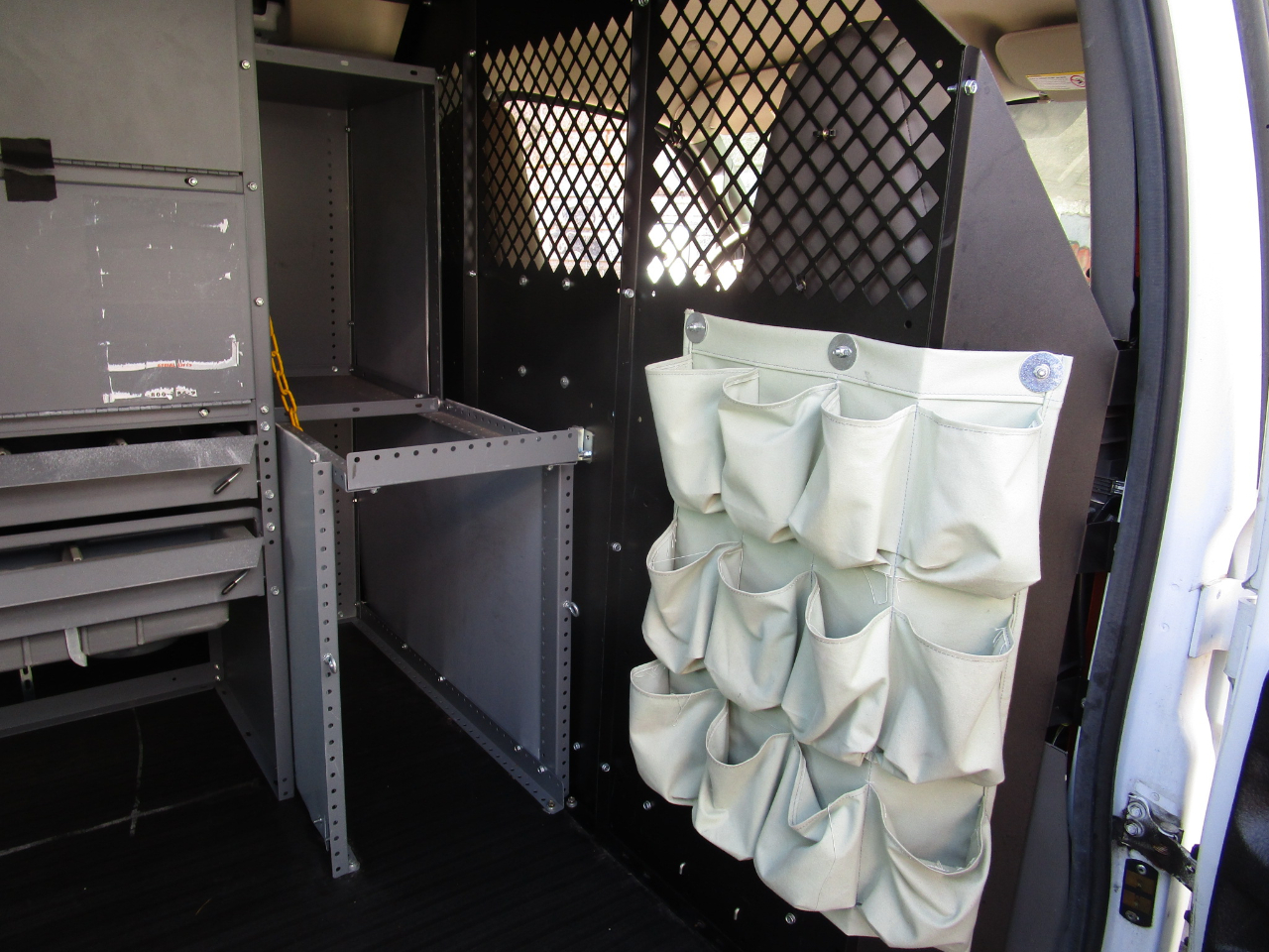 Chevrolet Express Cargo Van RWD 2500 135" 2018