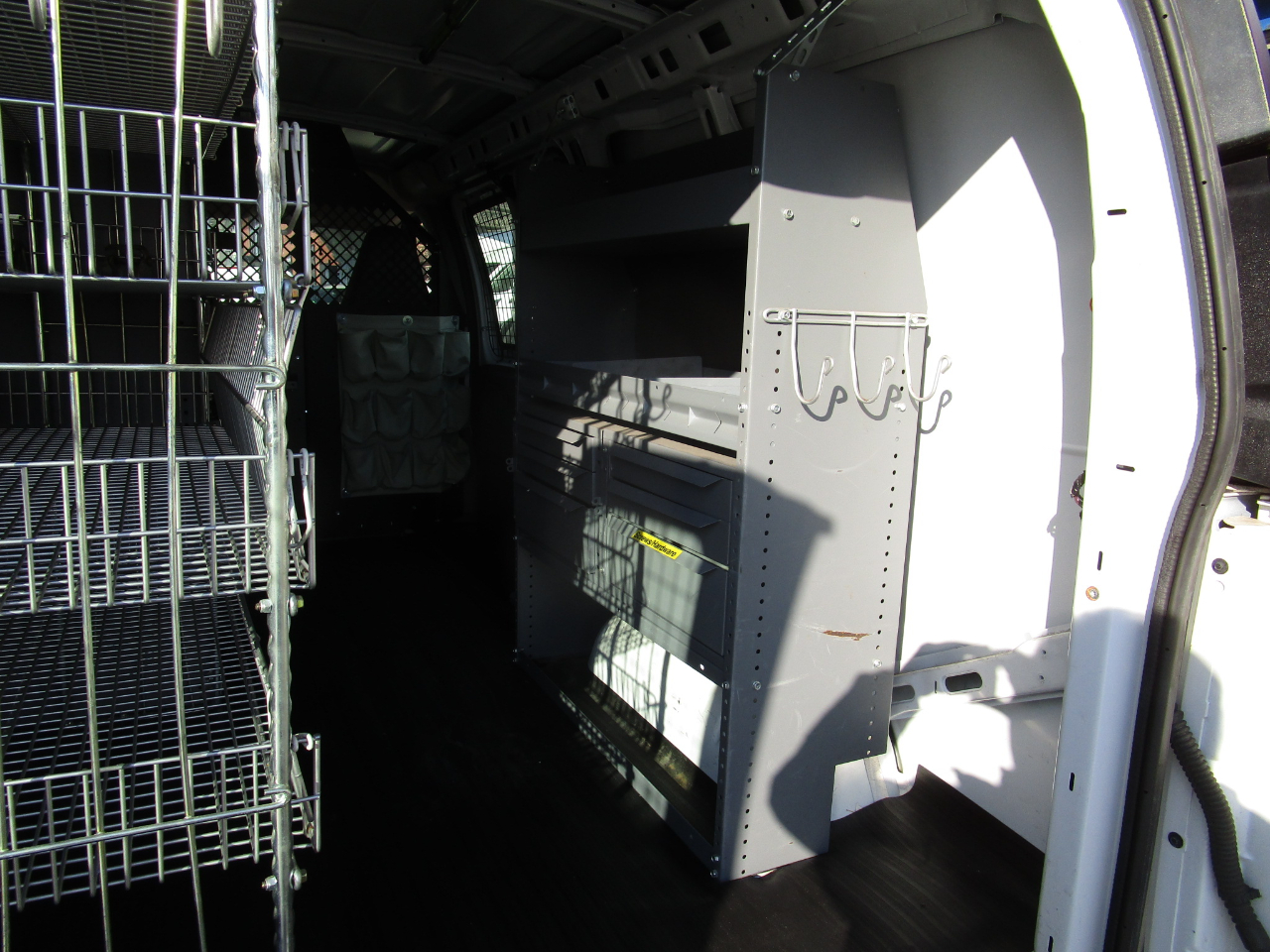 Chevrolet Express Cargo Van RWD 2500 135" 2018