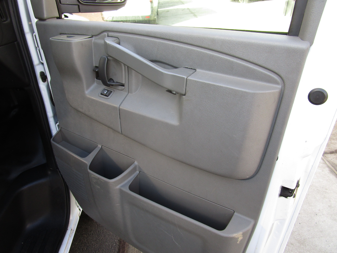 Chevrolet Express Cargo Van RWD 2500 135" 2018