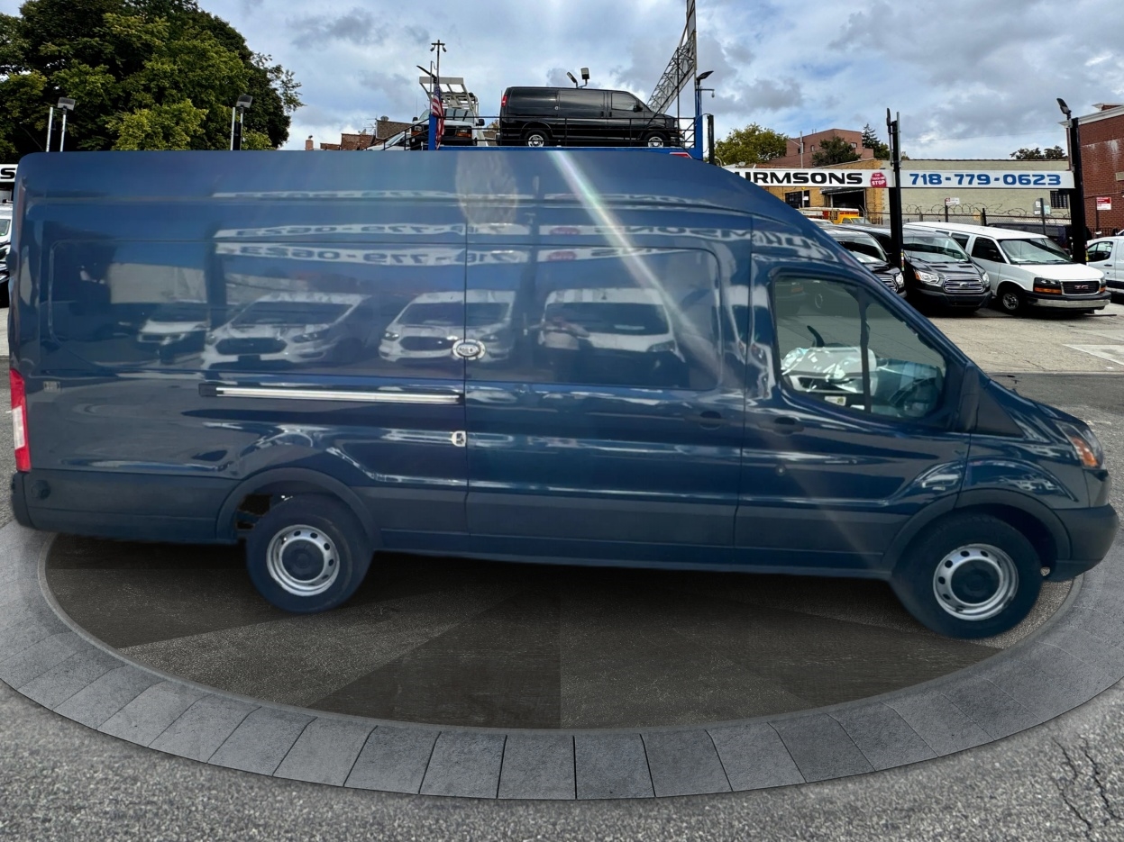 Ford Transit Van T-250 148" EL Hi Rf 9000 GVWR Sliding RH Dr 2019
