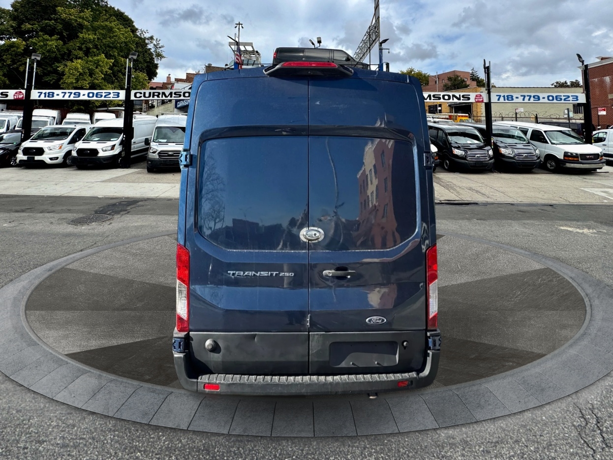 Ford Transit Van T-250 148" EL Hi Rf 9000 GVWR Sliding RH Dr 2019