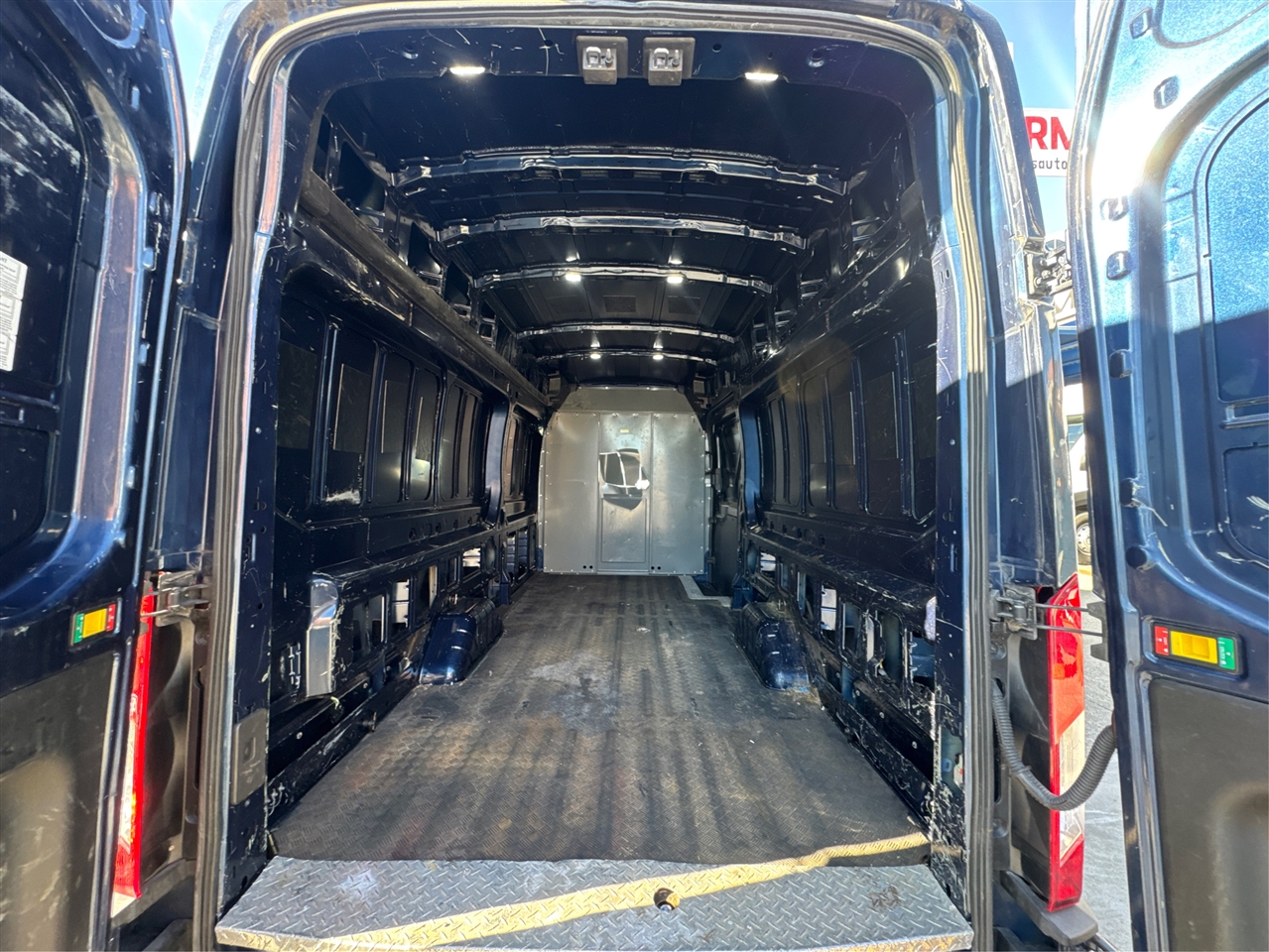 Ford Transit Van T-250 148" EL Hi Rf 9000 GVWR Sliding RH Dr 2019