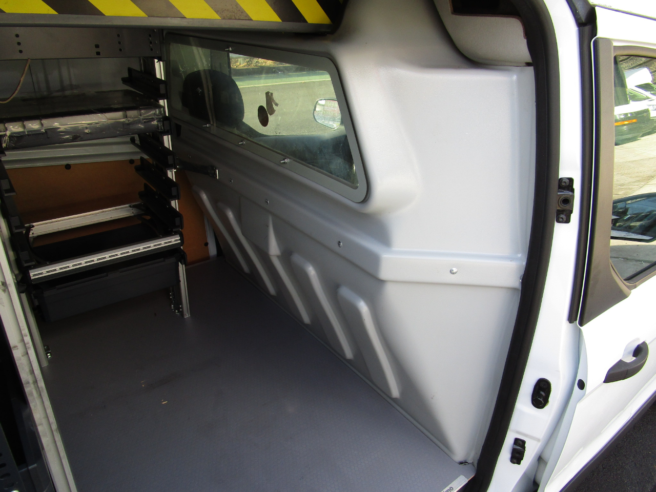 Ford Transit Connect Van XL LWB w/Rear Symmetrical Doors 2023