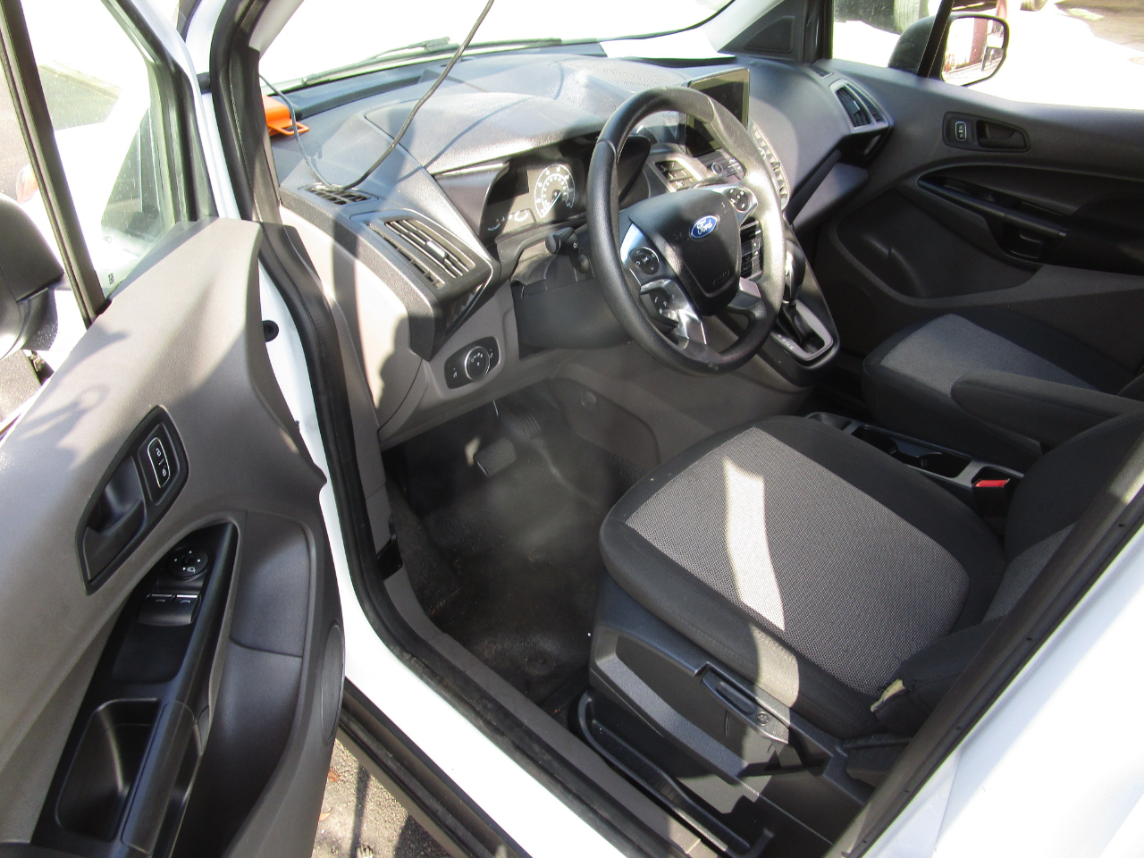 Ford Transit Connect Van XL LWB w/Rear Symmetrical Doors 2023