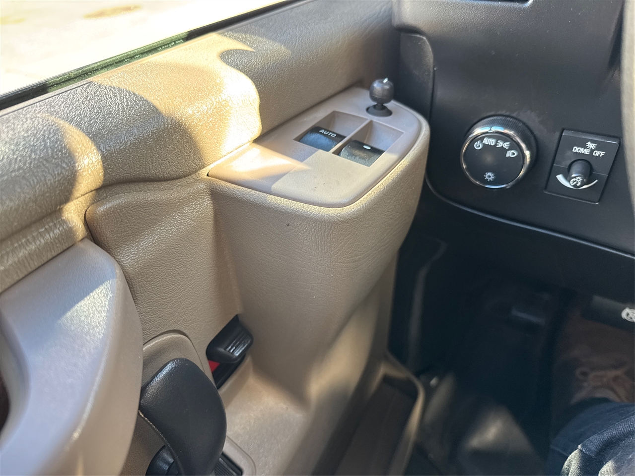 Chevrolet Express Cargo Van RWD 2500 135" 2021