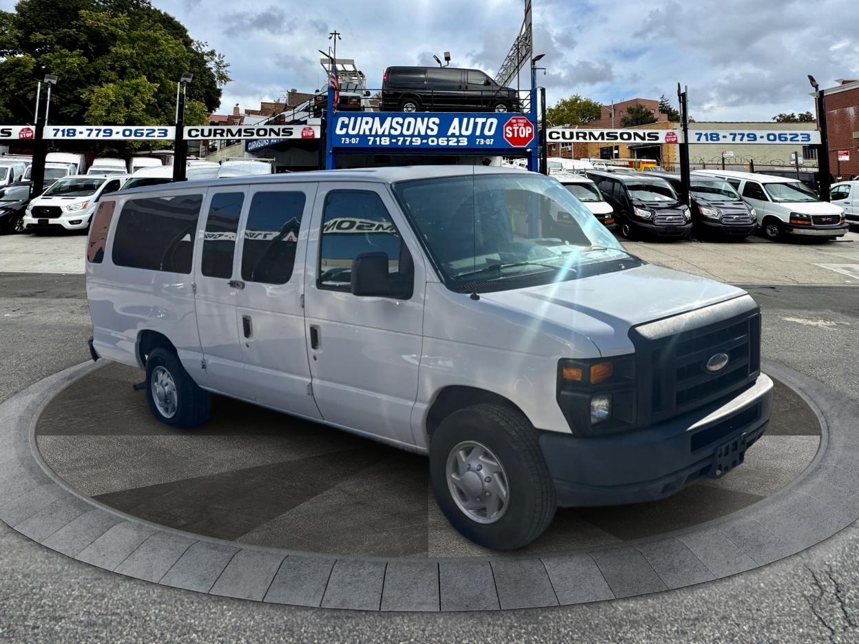 Ford Econoline Wagon E-350 Super Duty Ext XLT 2014