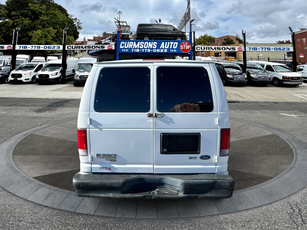 Ford Econoline Wagon E-350 Super Duty Ext XLT 2014