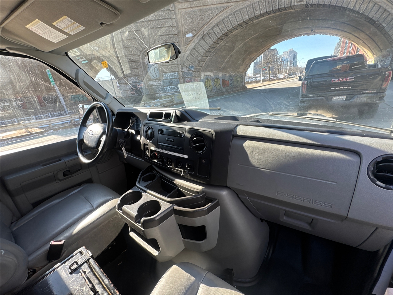 Ford Econoline Wagon E-350 Super Duty Ext XLT 2014