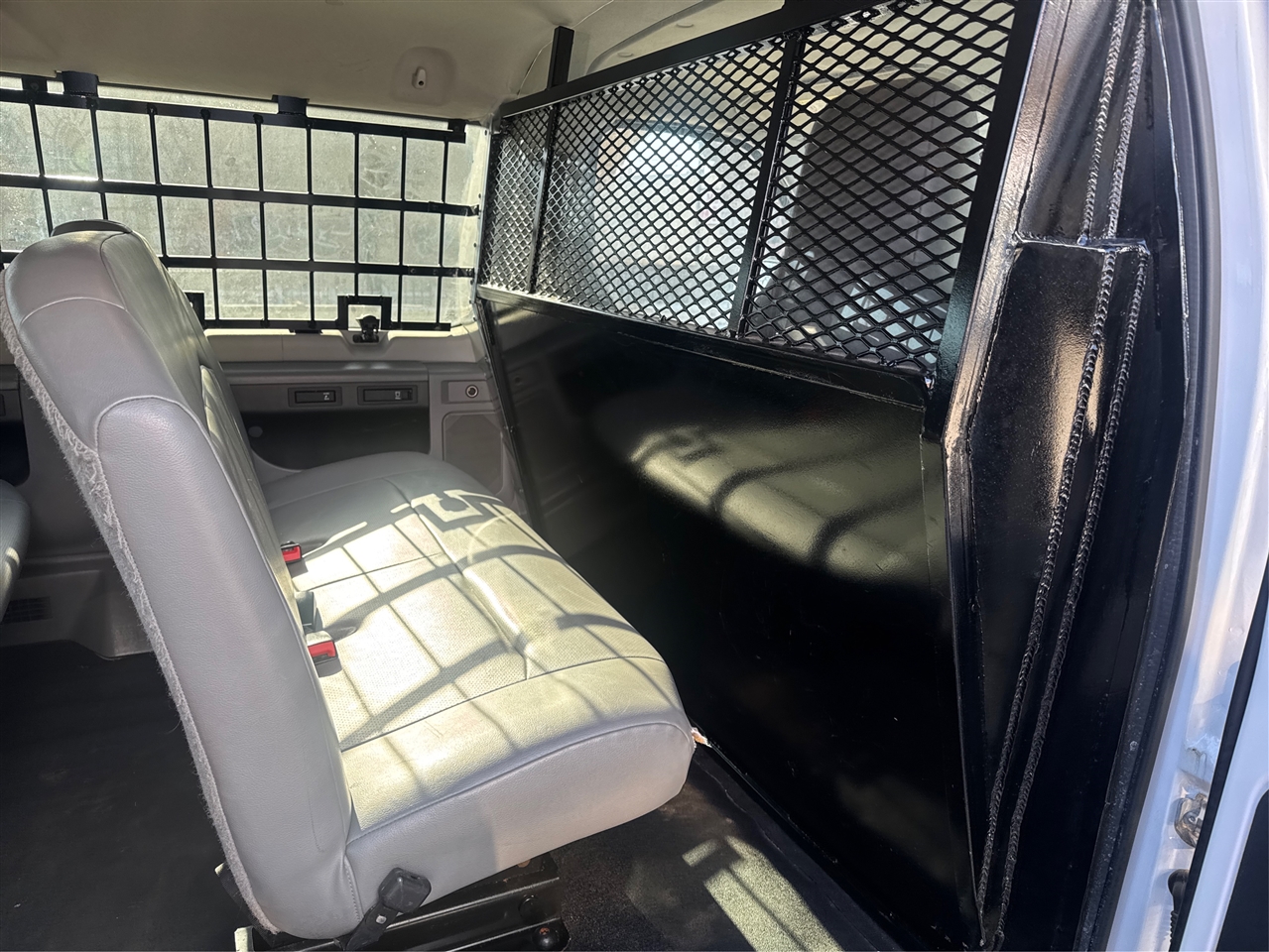 Ford Econoline Wagon E-350 Super Duty Ext XLT 2014