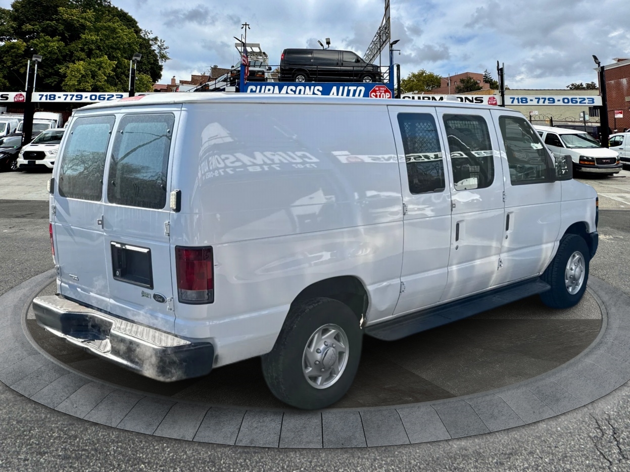 Ford Econoline Cargo Van E-250 Commercial 2012