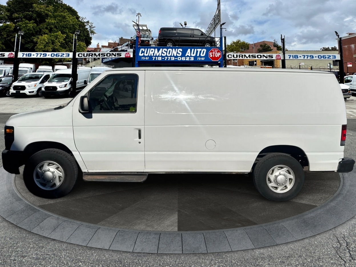 Ford Econoline Cargo Van E-250 Commercial 2012