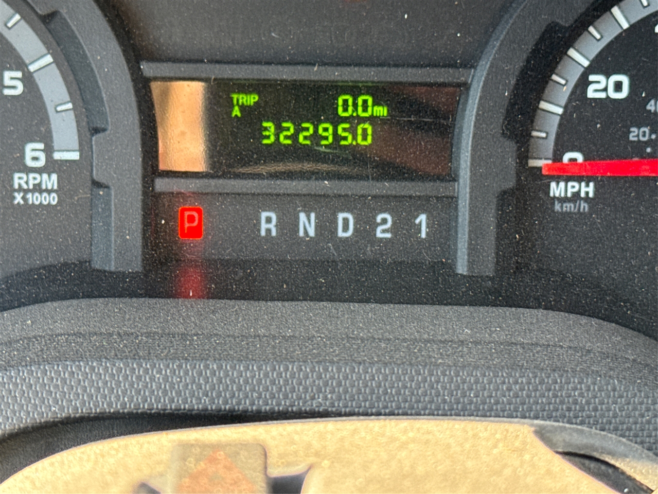 Ford Econoline Cargo Van E-250 Commercial 2012