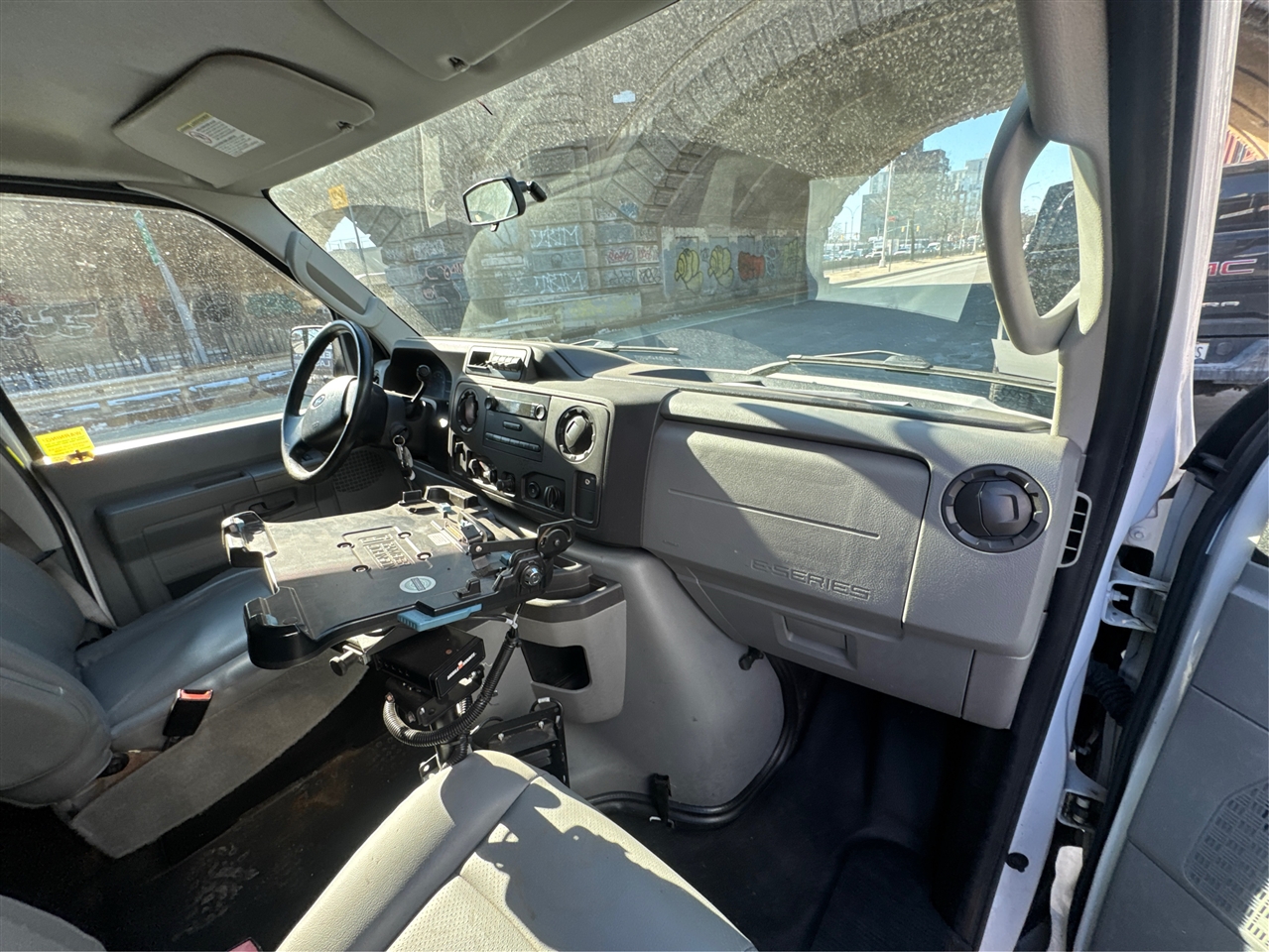 Ford Econoline Cargo Van E-250 Commercial 2012