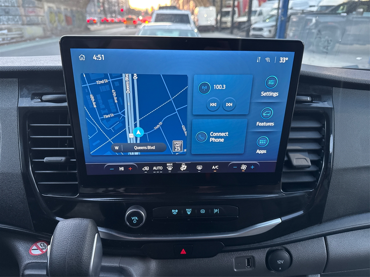 Ford Transit Passenger Wagon T-350 148" Med Roof XLT RWD 2025