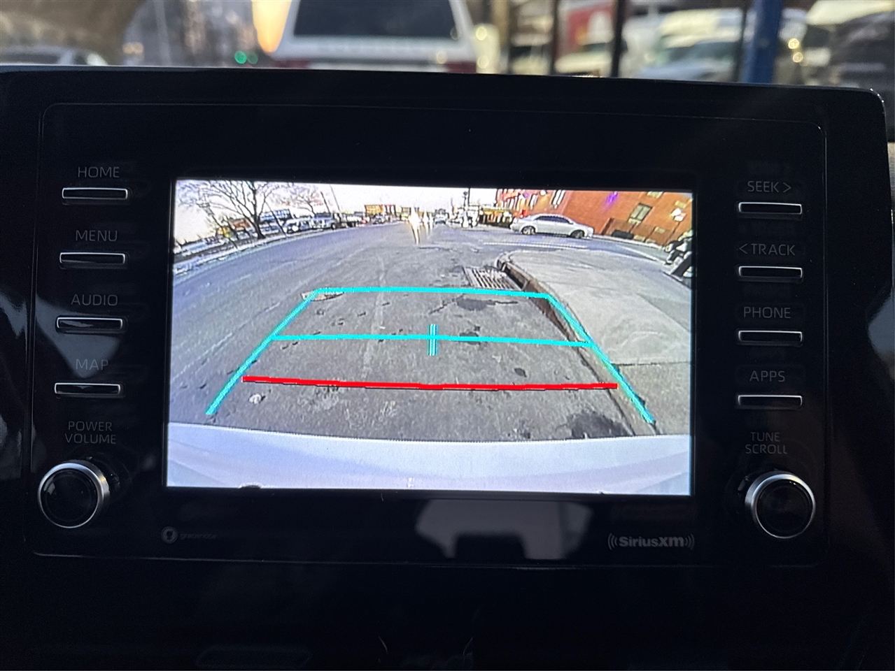 Toyota Camry Hybrid SE Nightshade CVT (Natl) 2023