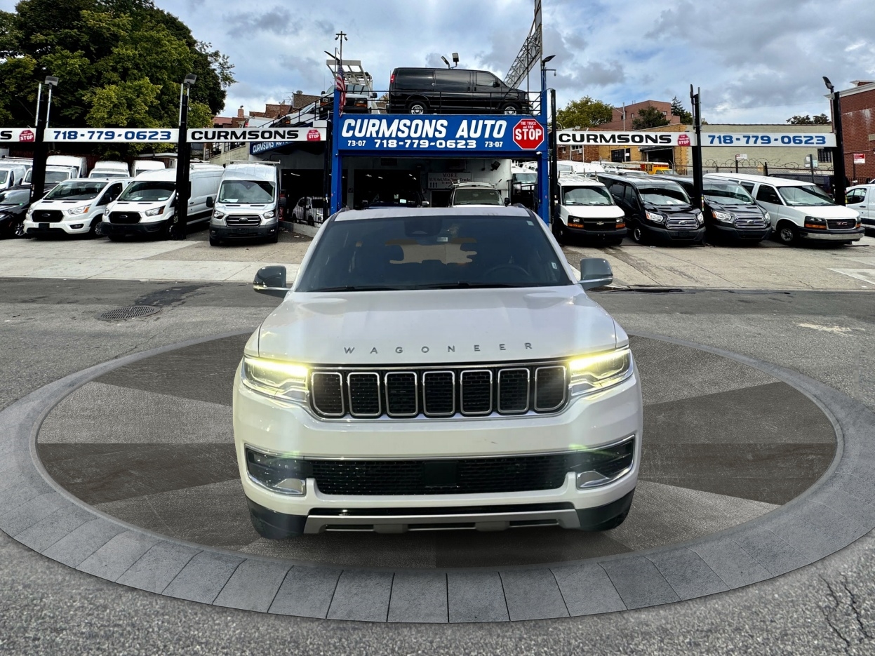 Jeep Wagoneer L Series II 4x2 *Ltd Avail* 2024