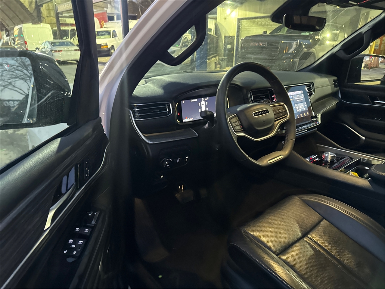 Jeep Wagoneer L Series II 4x2 *Ltd Avail* 2024