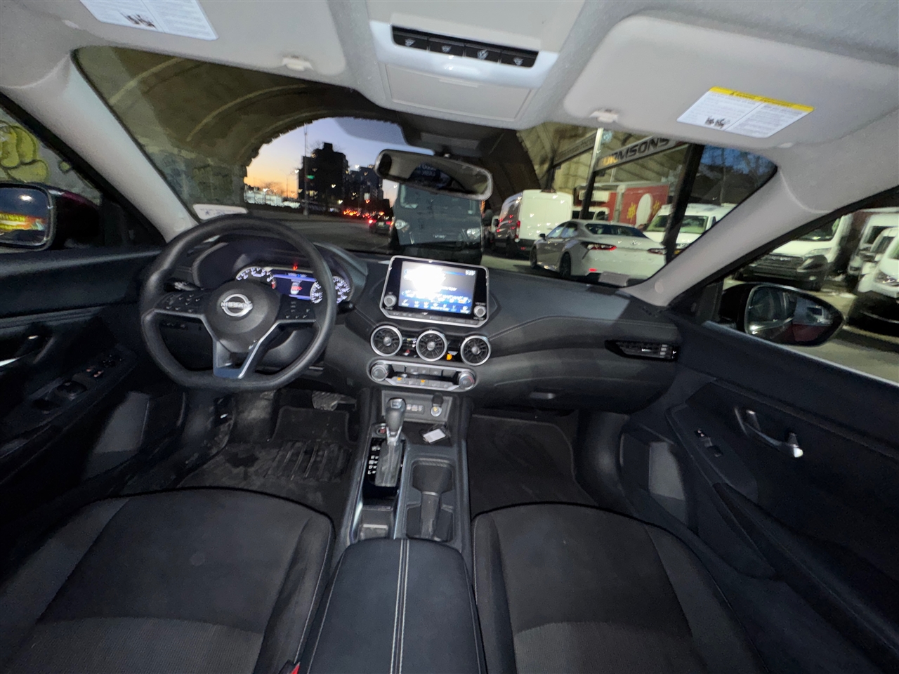 Nissan Sentra SV CVT 2025