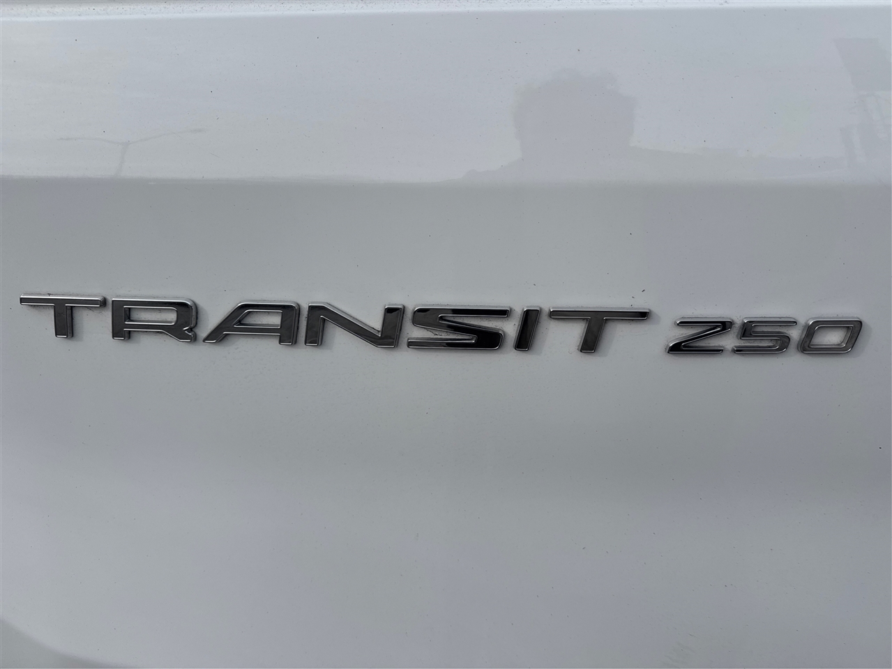 Ford Transit Cargo Van T-250 130" Med Rf 9070 GVWR RWD 2023