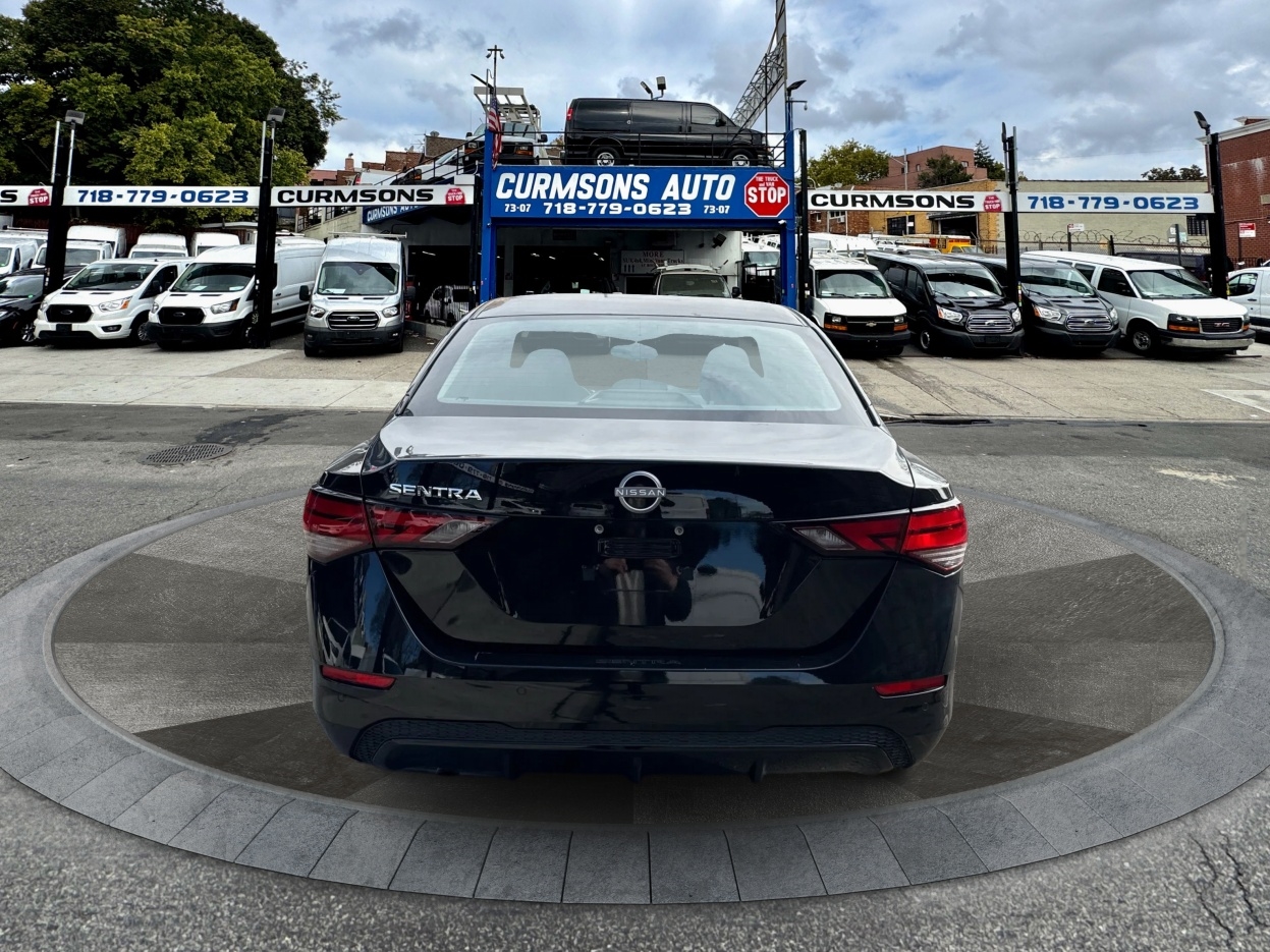 Nissan Sentra S CVT 2024