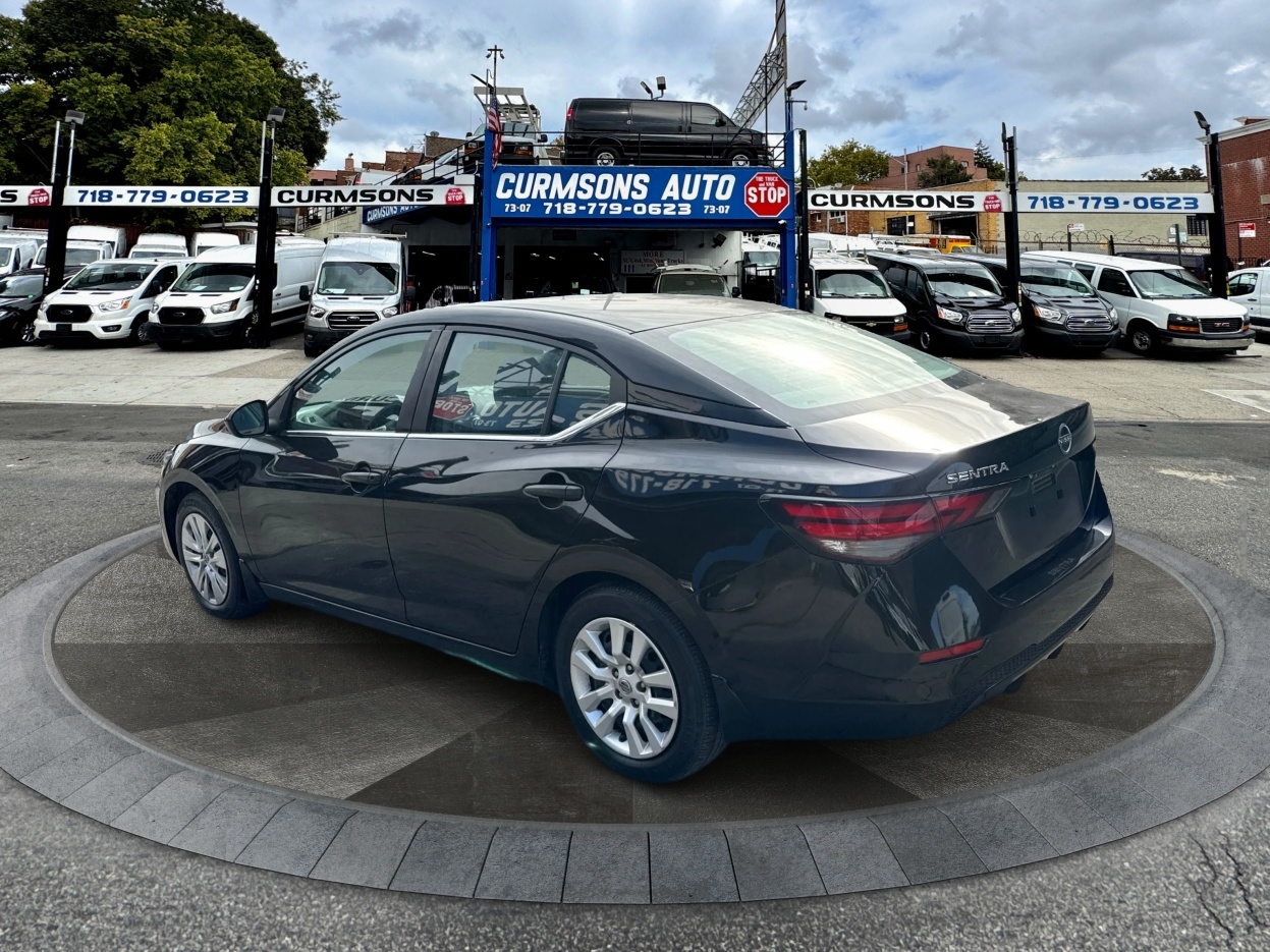 Nissan Sentra S CVT 2024