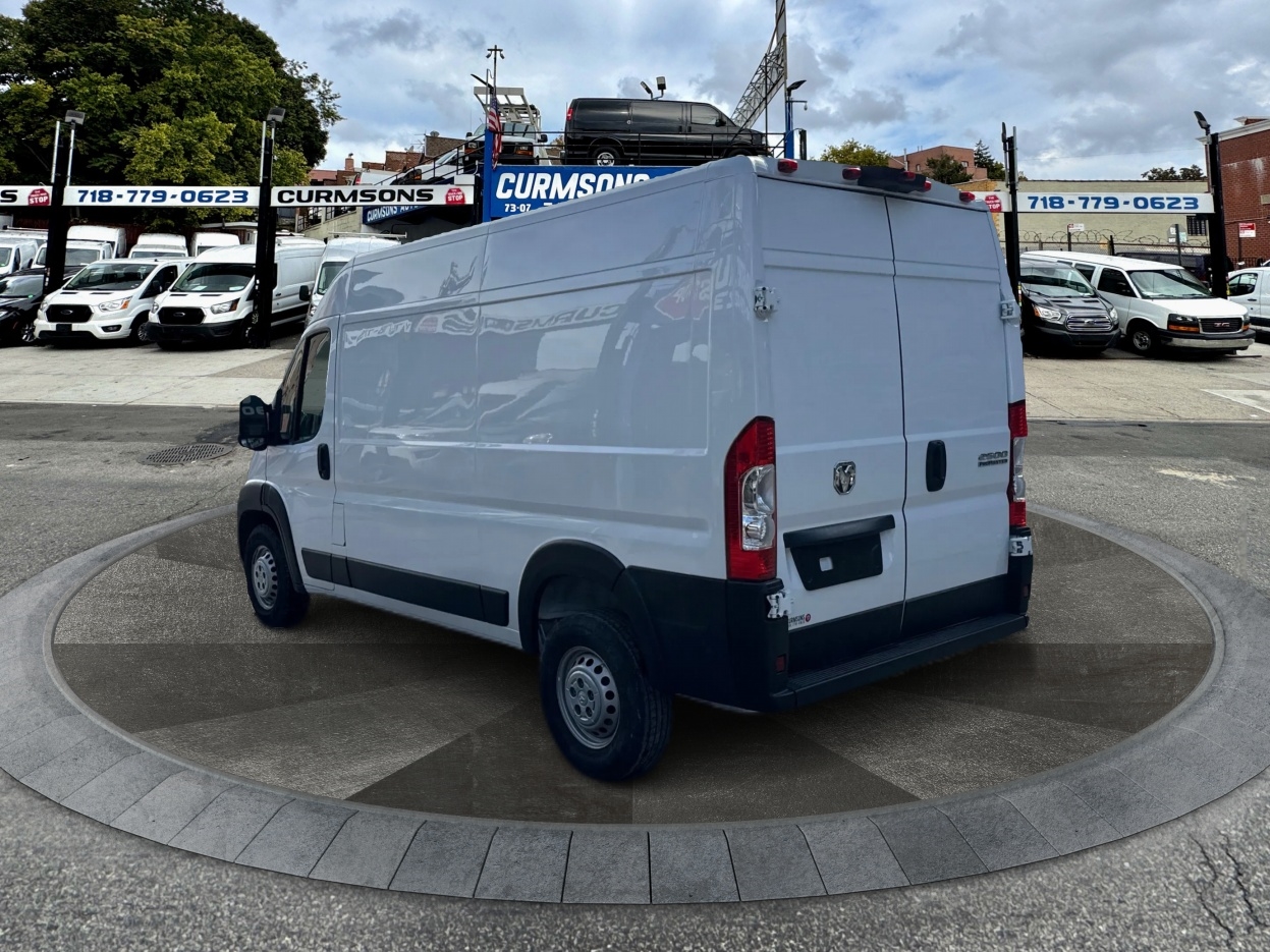 RAM ProMaster Cargo Van Tradesman 2500 High Roof 136" WB w/Pass Seat 2024