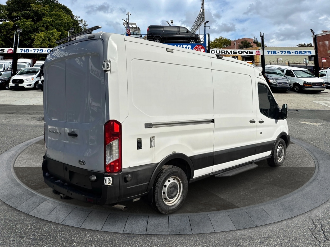 Ford Transit Van T-350 148" Med Rf 9500 GVWR Sliding RH Dr 2017