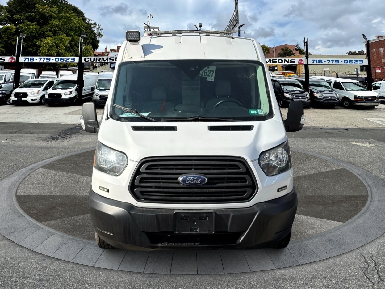 Ford Transit Van T-350 148" Med Rf 9500 GVWR Sliding RH Dr 2017