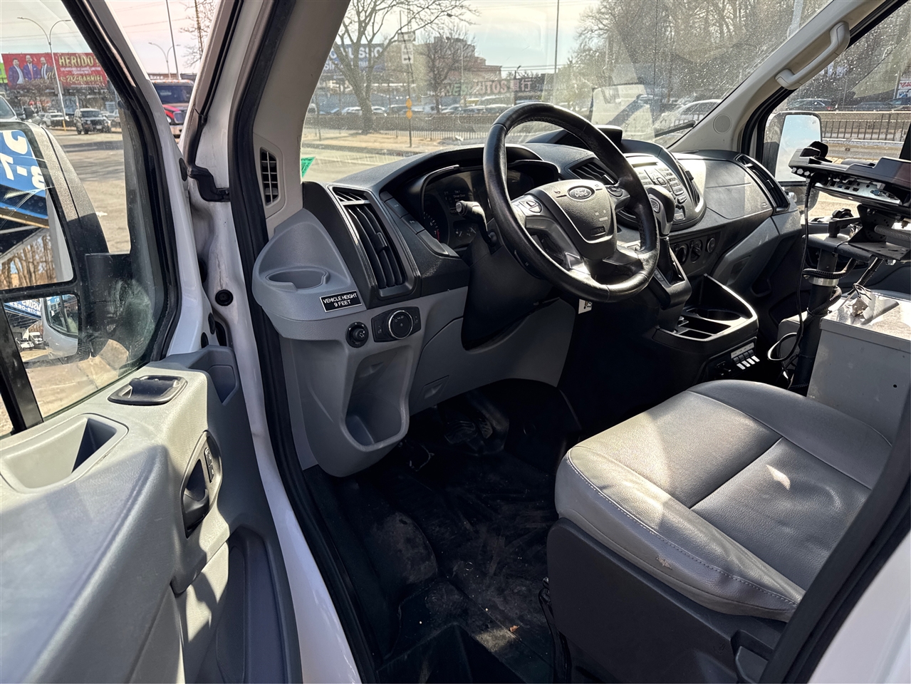 Ford Transit Van T-350 148" Med Rf 9500 GVWR Sliding RH Dr 2017