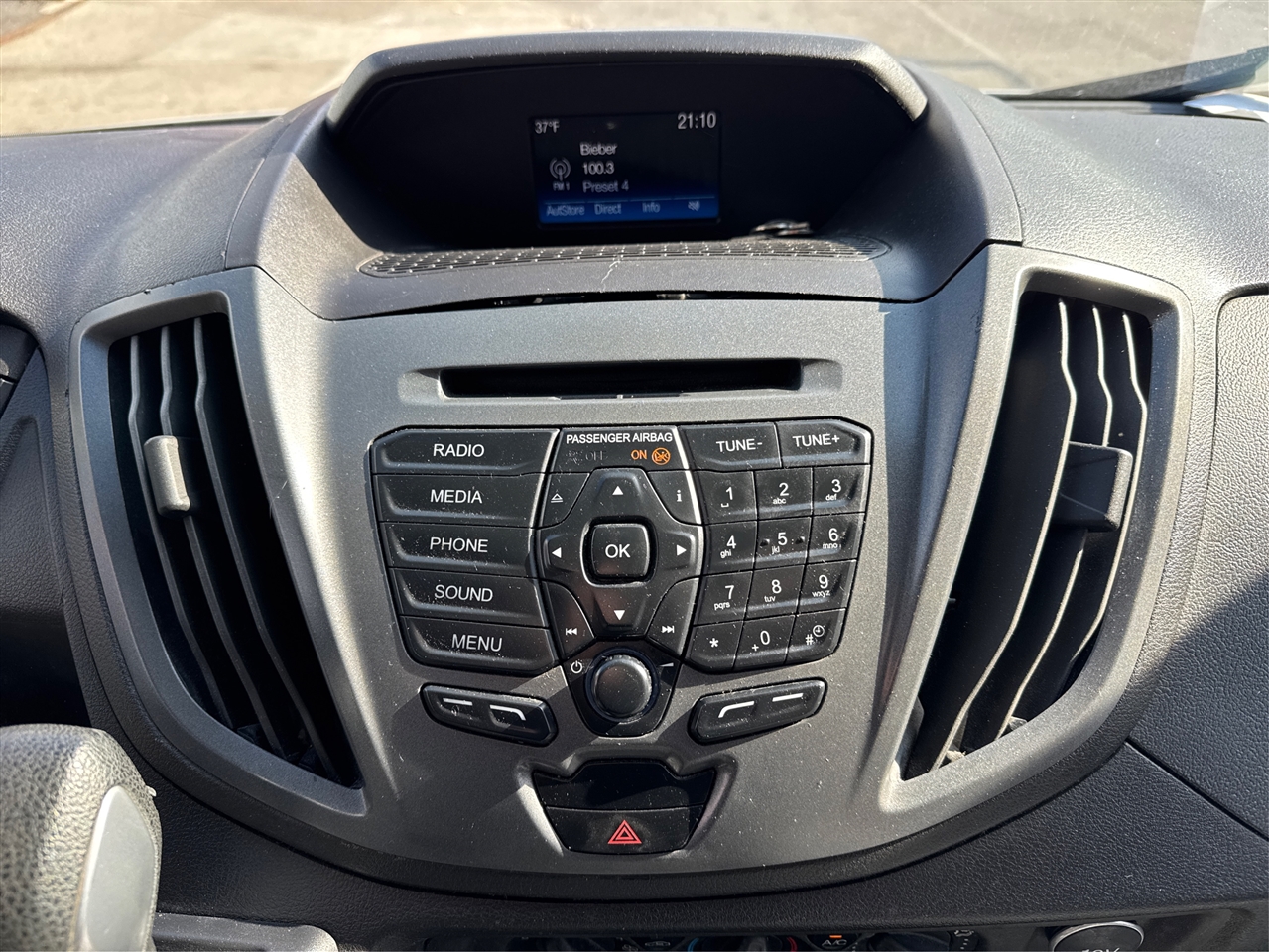 Ford Transit Van T-350 148" Med Rf 9500 GVWR Sliding RH Dr 2017