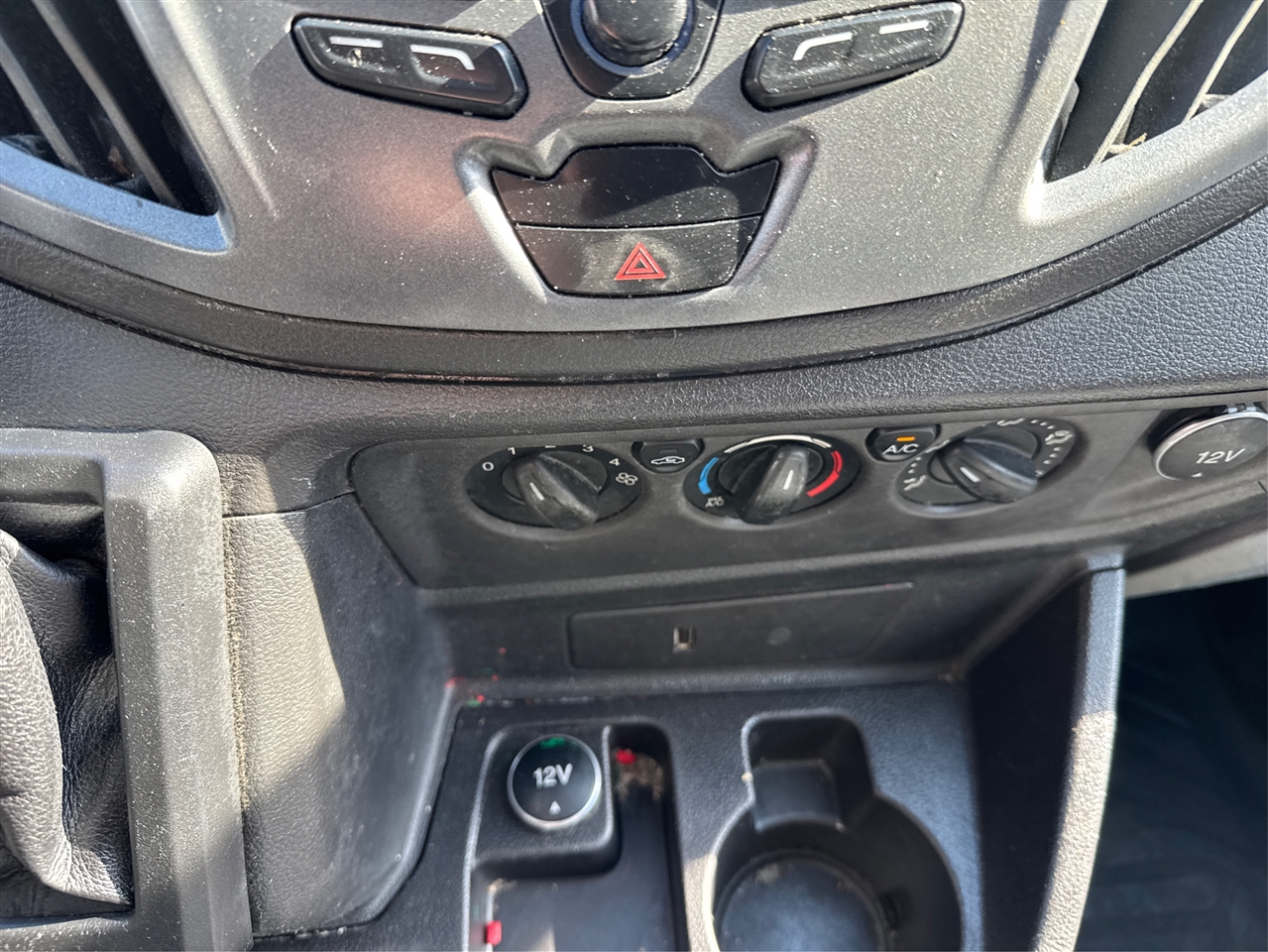 Ford Transit Van T-350 148" Med Rf 9500 GVWR Sliding RH Dr 2017