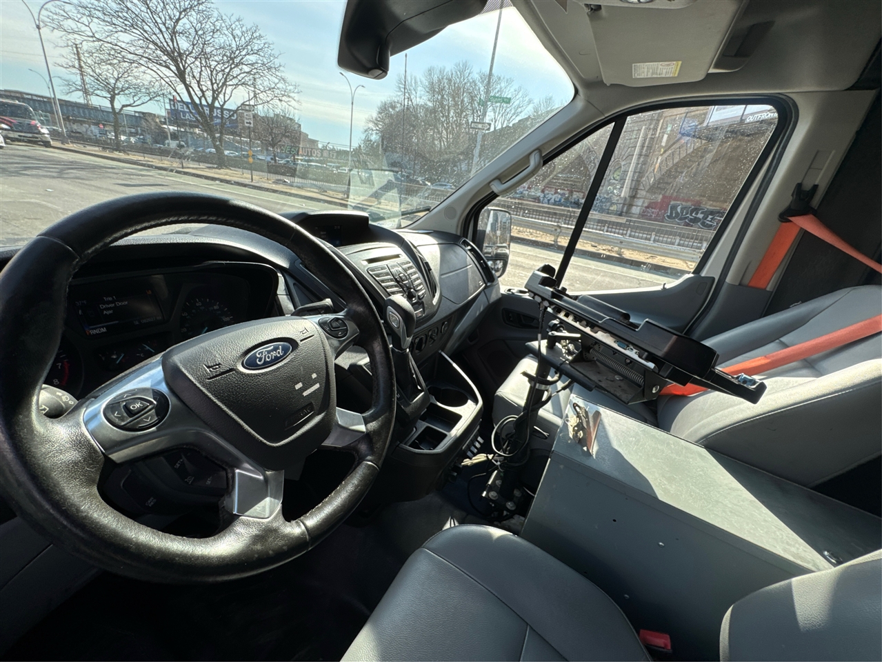 Ford Transit Van T-350 148" Med Rf 9500 GVWR Sliding RH Dr 2017