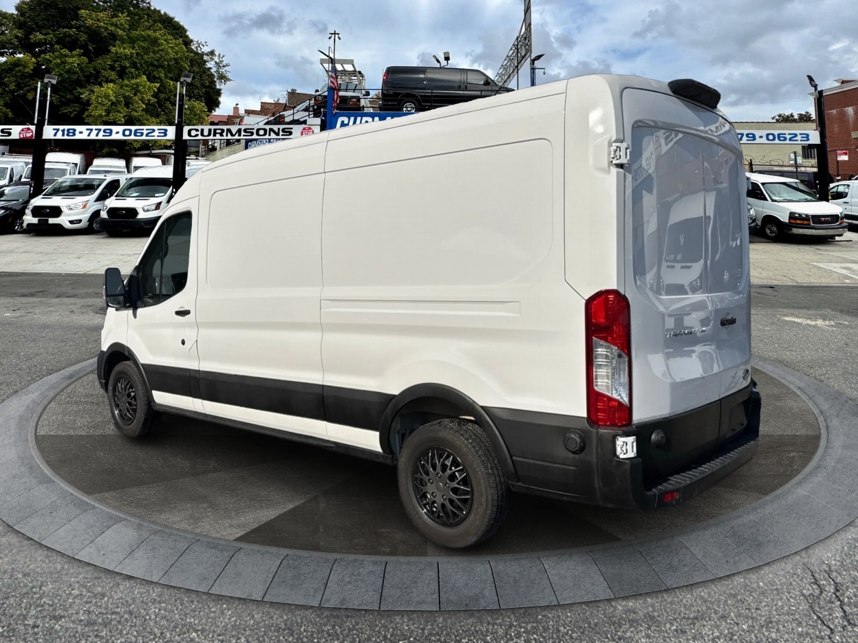 Ford Transit Cargo Van T-150 130" Med Rf 8670 GVWR RWD 2021
