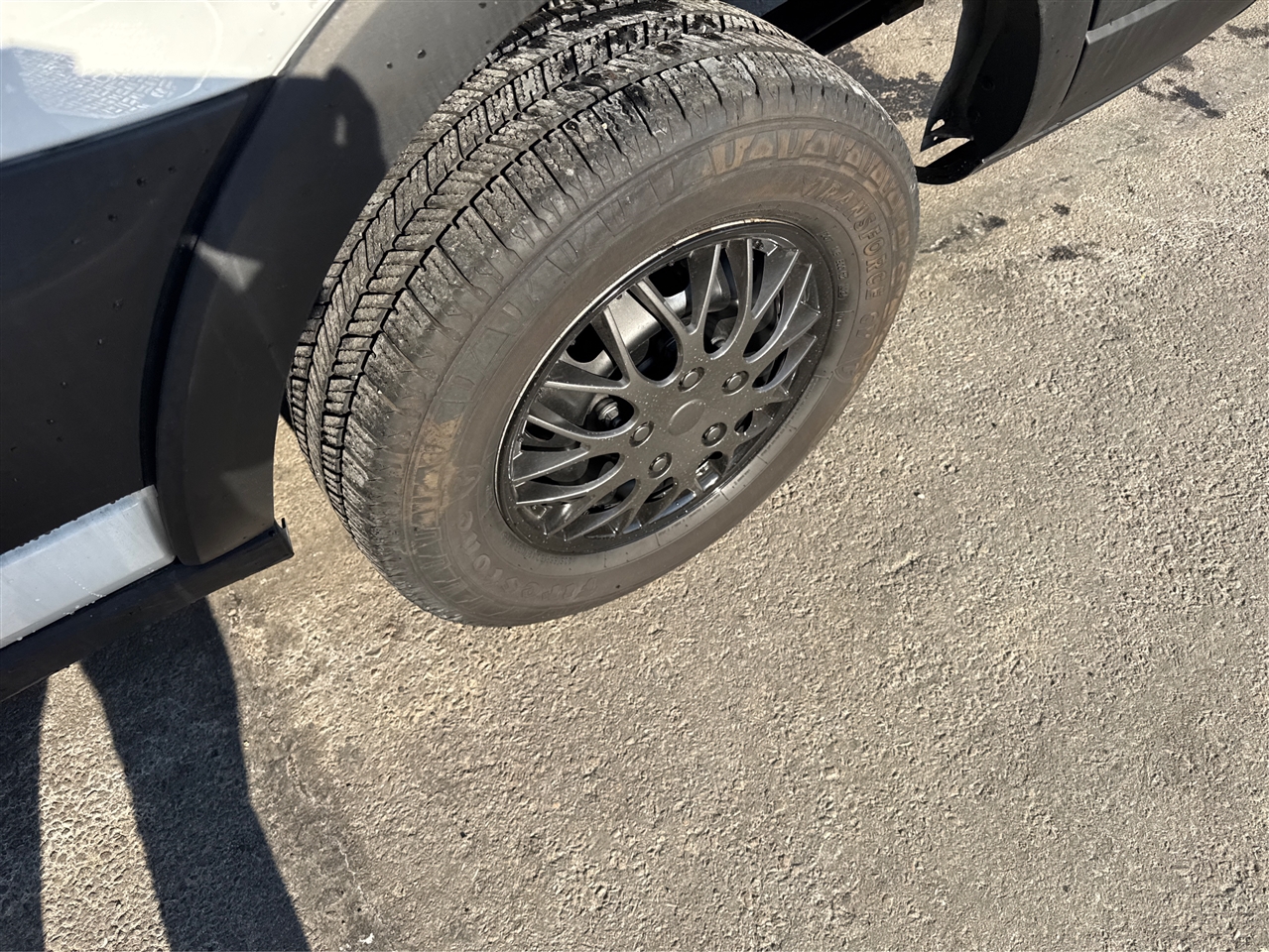 Ford Transit Cargo Van T-150 130" Med Rf 8670 GVWR RWD 2021