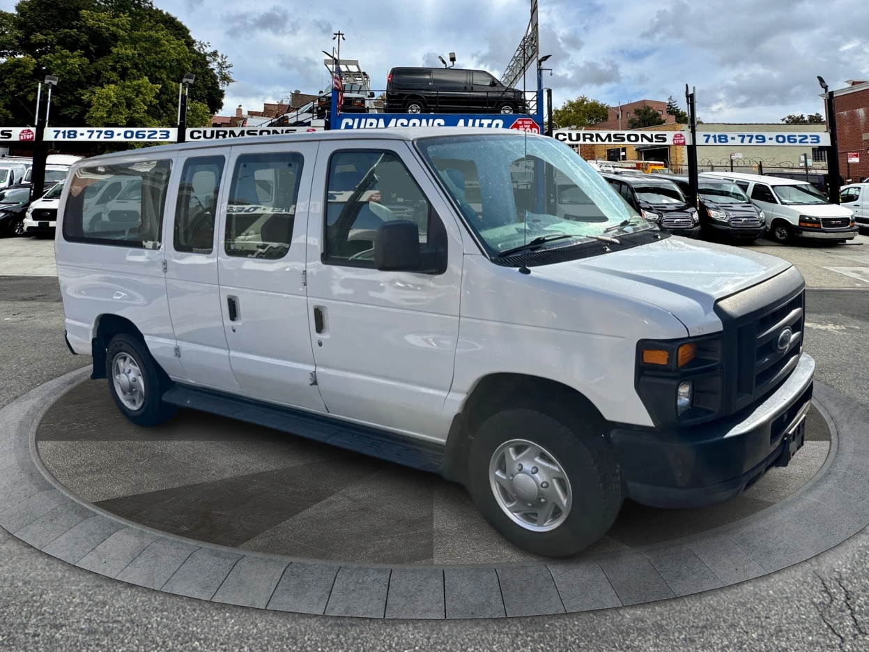 2013 Ford Econoline Wagon E-150 XLT