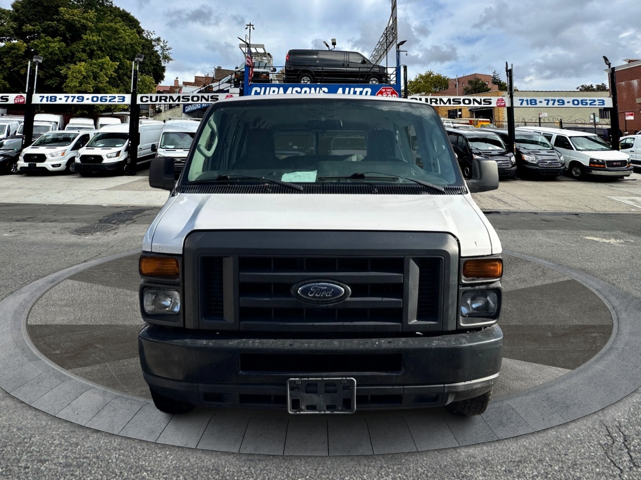 Ford Econoline Wagon E-150 XLT 2013