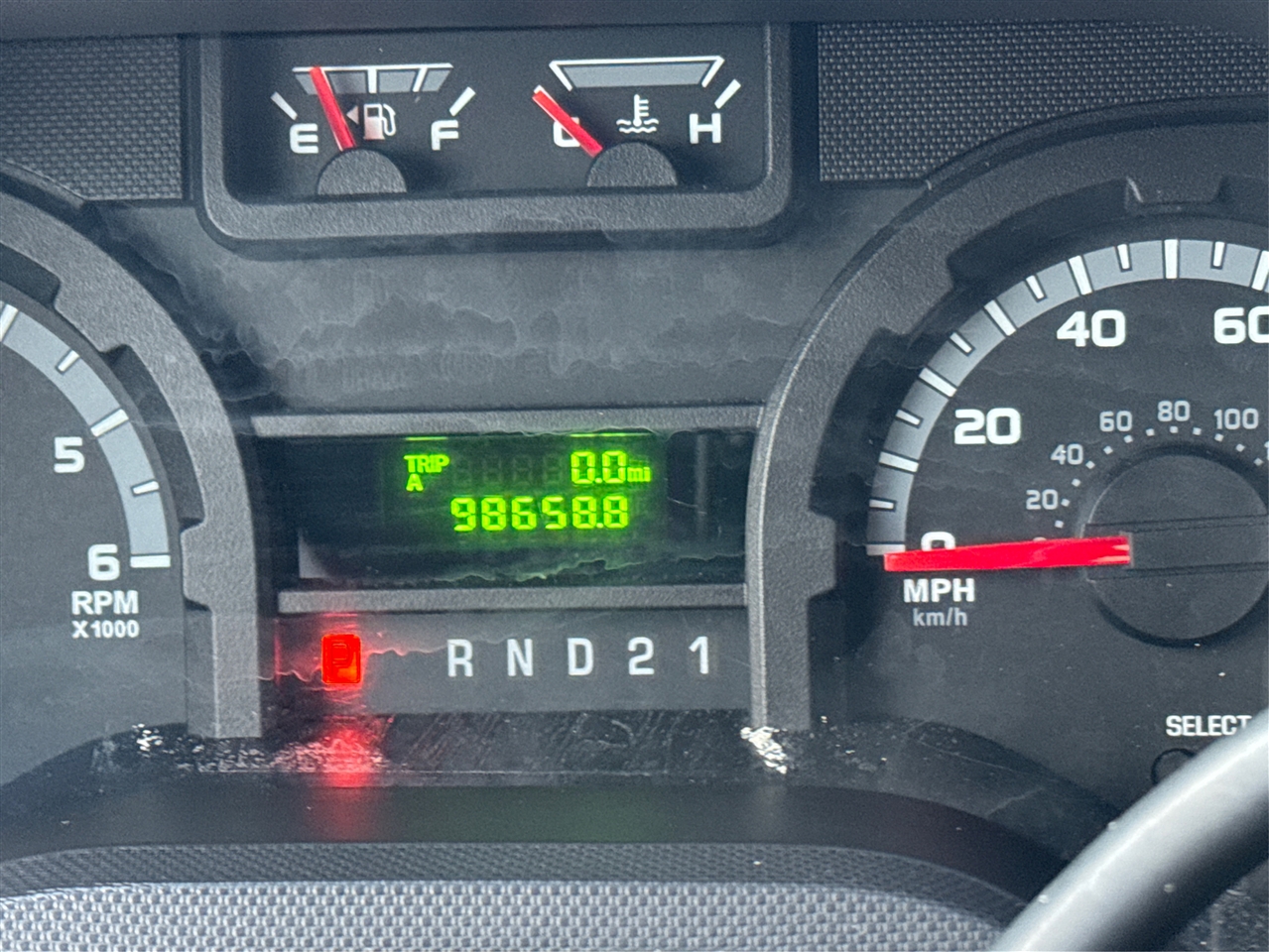 Ford Econoline Wagon E-350 Super Duty Ext XL 2010